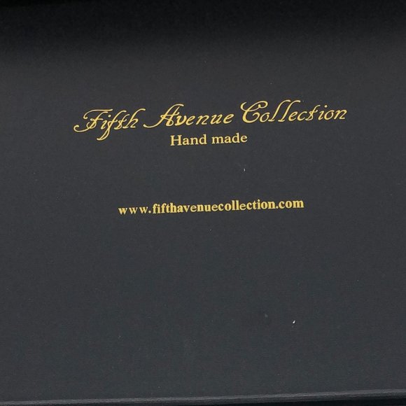 Fifth Avenue Collection | Necklace and Earrings - Picture 3 of 5